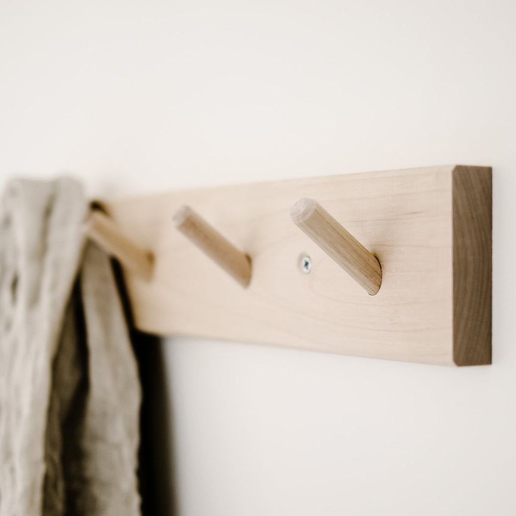 Iris Hantverk Birch Peg Rack
